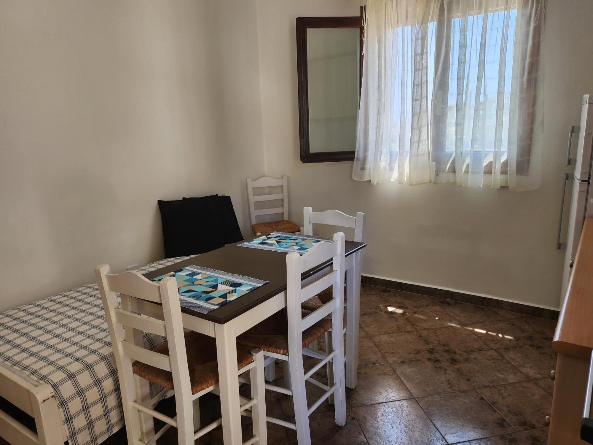 ホテル Theodorou アゾリムノス 部屋 写真